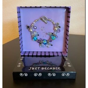 New-Silver Toggle Bracelet with Charm -Purple, Blue Beads, Daisies